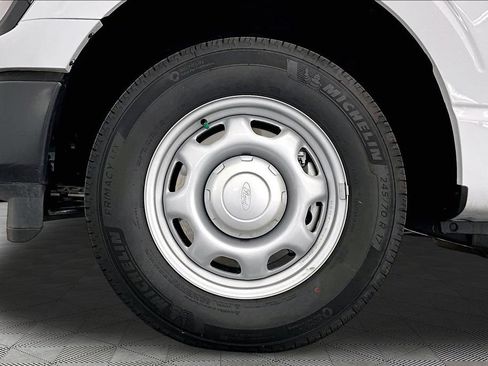 Used 2025 Ford F150 XL RWD image 8
