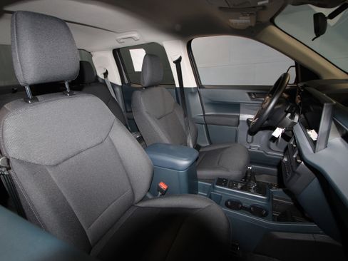 New 2026 Ford Maverick XL AWD/4WD image 16