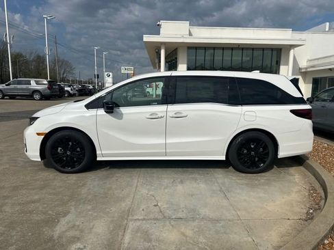 New 2026 Honda Odyssey Sport-L image 2