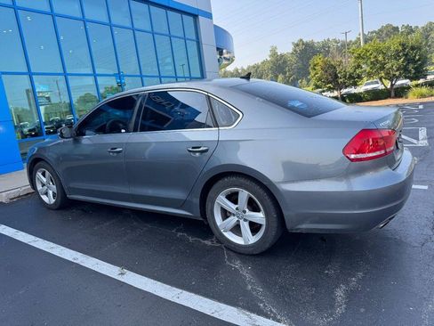 Used 2013 Volkswagen Passat 2.5 SE FWD image 4