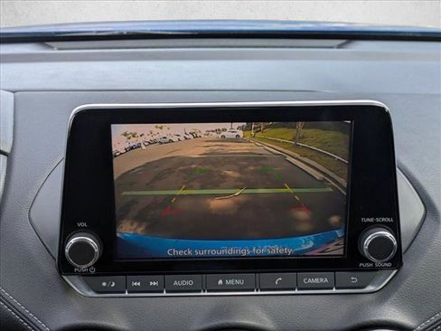 Used 2020 Nissan Sentra SV image 14