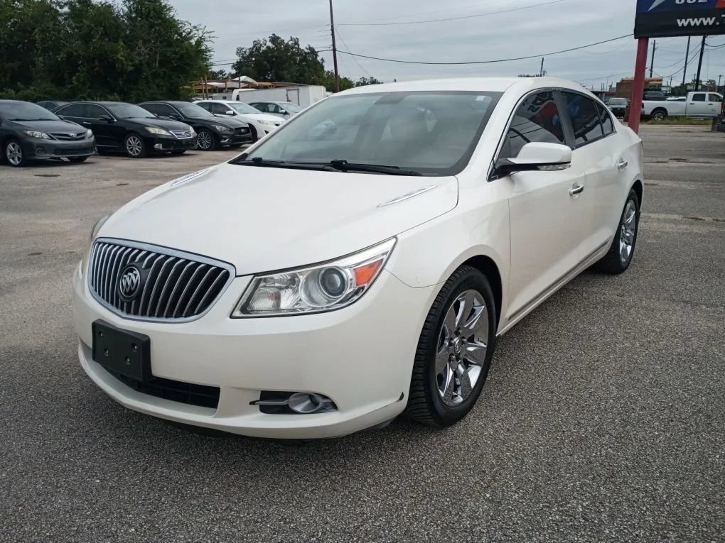 Used 2013 Buick LaCrosse Premium w/ Driver Confidence Package FWD image 1