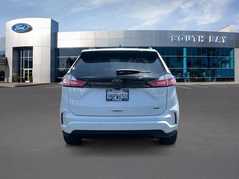 Certified 2024 Ford Edge SE w/ Black Appearance Package AWD/4WD image 4