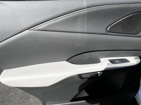 Certified 2025 Lexus RX 350 Premium Plus image 28