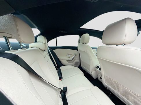 Used 2022 Mercedes-Benz A 220 image 27