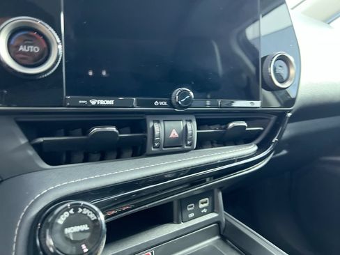 Used 2025 Lexus NX 250 FWD w/ Accessory Package (2T) image 24