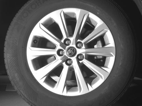 Used 2024 Toyota Grand Highlander image 13