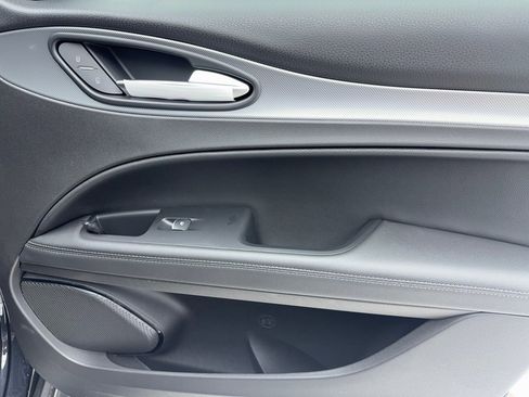 New 2025 Alfa Romeo Stelvio Sprint w/ Convenience Package image 44
