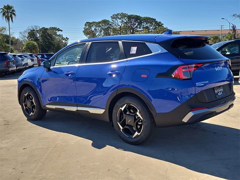 New 2026 Kia Sportage EX image 6