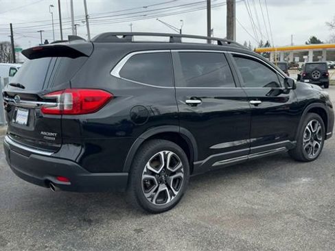 Used 2023 Subaru Ascent Touring image 8