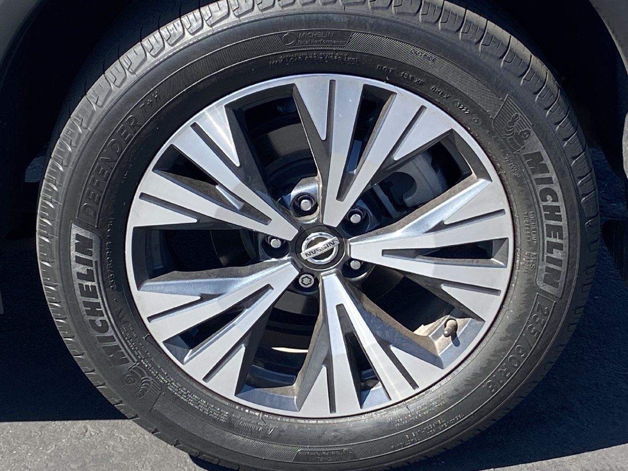 Used 2021 Nissan Rogue SV w/ Premium Package FWD image 6