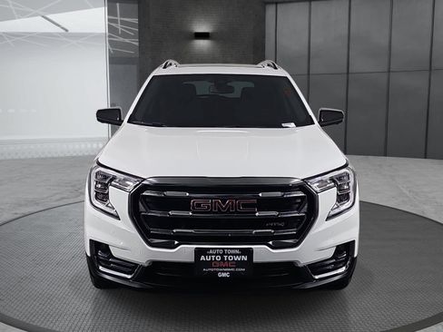 Used 2023 GMC Terrain AT4 w/ Infotainment Package II AWD/4WD image 2