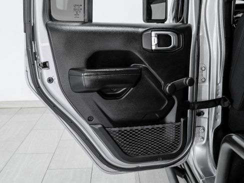 Used 2020 Jeep Wrangler Unlimited Sport AWD/4WD image 40