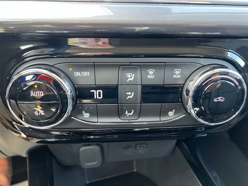 New 2026 Chevrolet Trax ACTIV FWD image 35