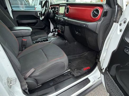 Used 2021 Jeep Wrangler Unlimited Rubicon w/ Xtreme Recon 35" Tire Package image 16