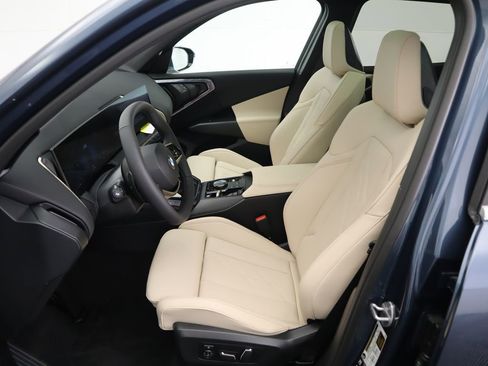 Used 2025 BMW X3 xDrive30i w/ Premium Package image 21