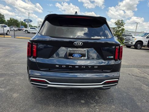Used 2021 Kia Sorento S FWD image 10