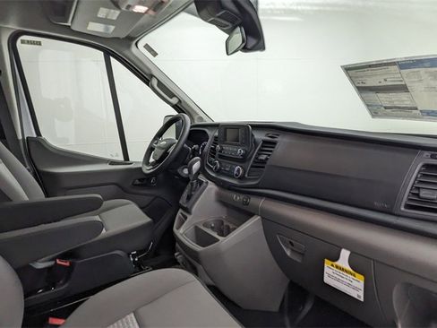 New 2025 Ford Transit 250 148 Medium Roof image 33
