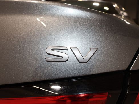 Used 2024 Nissan Altima 2.5 SV image 33