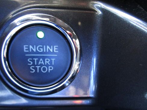 Used 2023 Ford F150 XLT w/ Equipment Group 302A High image 16