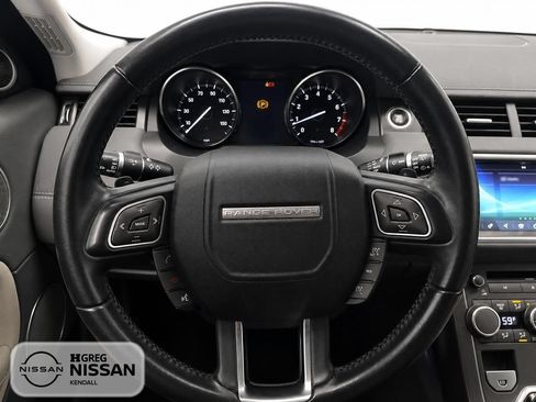 Used 2018 Land Rover Range Rover Evoque SE AWD/4WD image 7