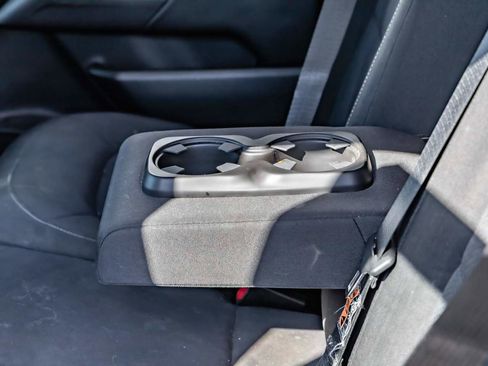 Used 2017 Chevrolet Colorado LT w/ LT Convenience Package image 19