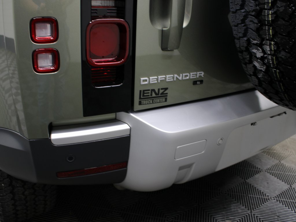 Used 2020 Land Rover Defender 110 S AWD/4WD image 48