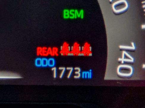 Used 2022 Toyota RAV4 Limited image 20