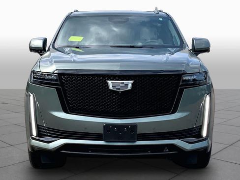 Used 2023 Cadillac Escalade Sport Platinum w/ LPO, ONYX Package AWD/4WD image 4