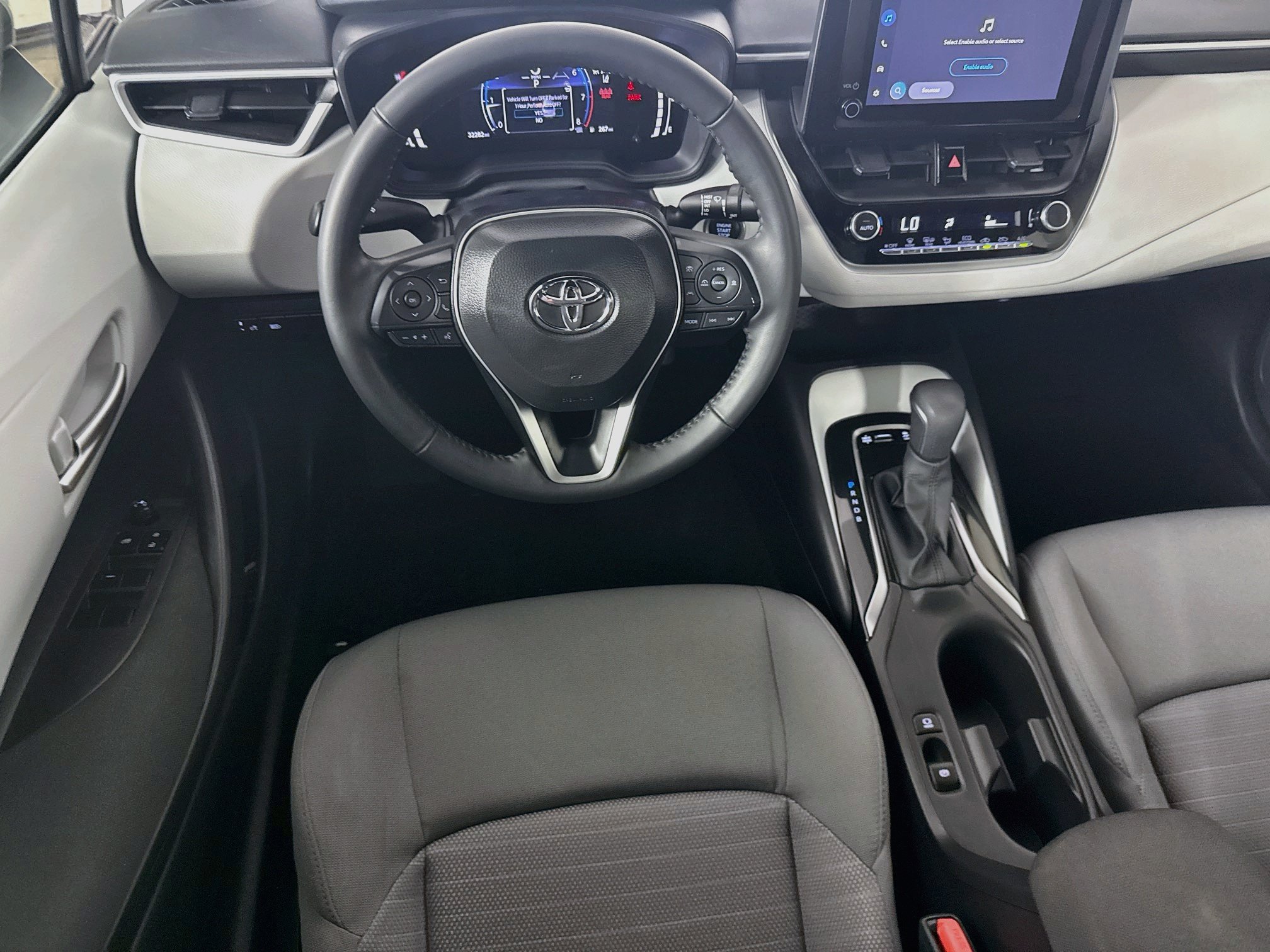 Used 2026 Toyota Corolla SE FWD image 25