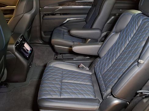 Used 2026 Cadillac Escalade IQ Sport 1 image 15