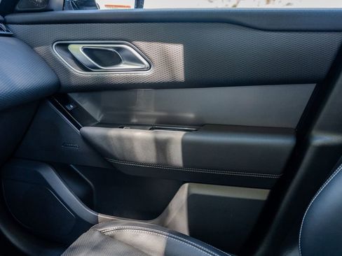 Used 2023 Land Rover Range Rover Velar S image 13