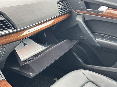 Used 2023 Audi Q5 2.0T Premium w/ Convenience Package image 34