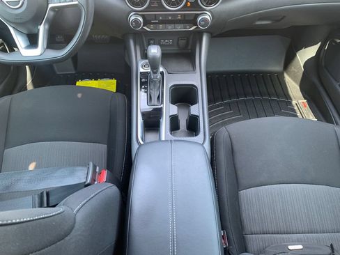 Used 2025 Nissan Sentra SV FWD image 16