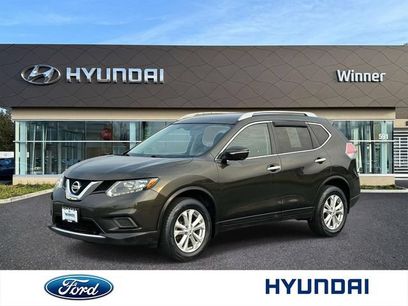 Used 2015 Nissan Rogue SV w/ SV Premium Package