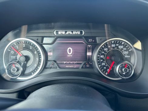 Used 2020 RAM 1500 Big Horn AWD/4WD image 14