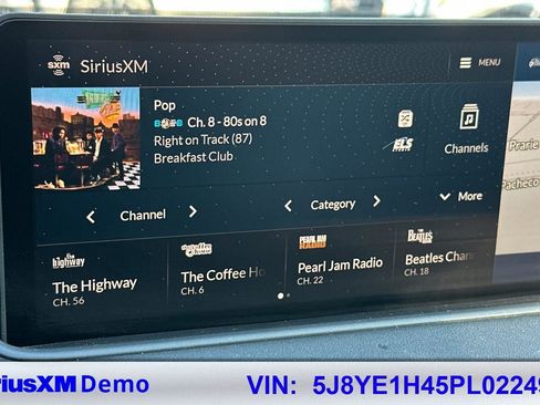 Used 2023 Acura MDX Technology SH-AWD image 34