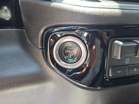 Certified 2023 Chevrolet Silverado 1500 High Country w/ High Country Premium Package AWD/4WD image 27