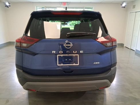 Used 2023 Nissan Rogue S AWD/4WD image 12