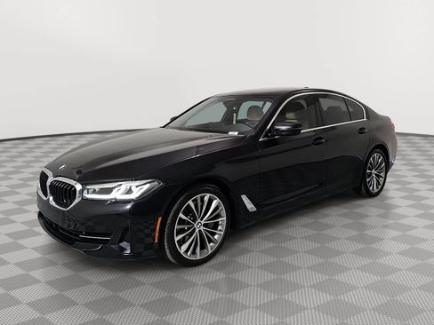 Used 2022 BMW 530i RWD image 4