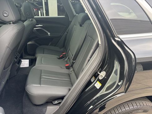 New 2025 Audi Q5 Premium Plus image 12
