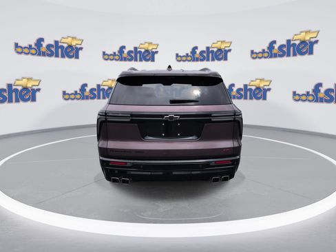 Certified 2024 Chevrolet Traverse RS w/ LPO, Floor Liner Package AWD/4WD image 7