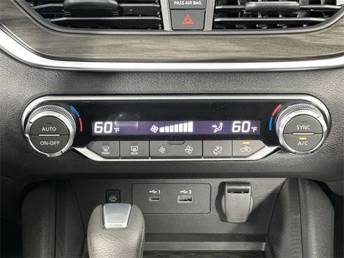 New 2025 Nissan Altima 2.5 SV w/ SV Special Edition Package image 18