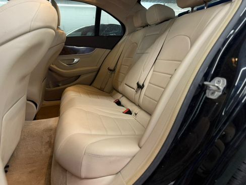 Used 2015 Mercedes-Benz C 300 4MATIC Sedan image 31