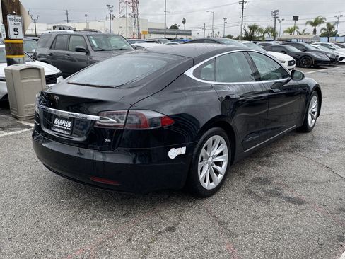 Used 2017 Tesla Model S 75 image 5