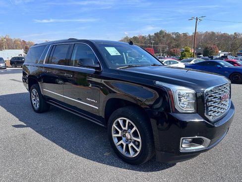 Used 2018 GMC Yukon XL Denali w/ Open Road Package image 6