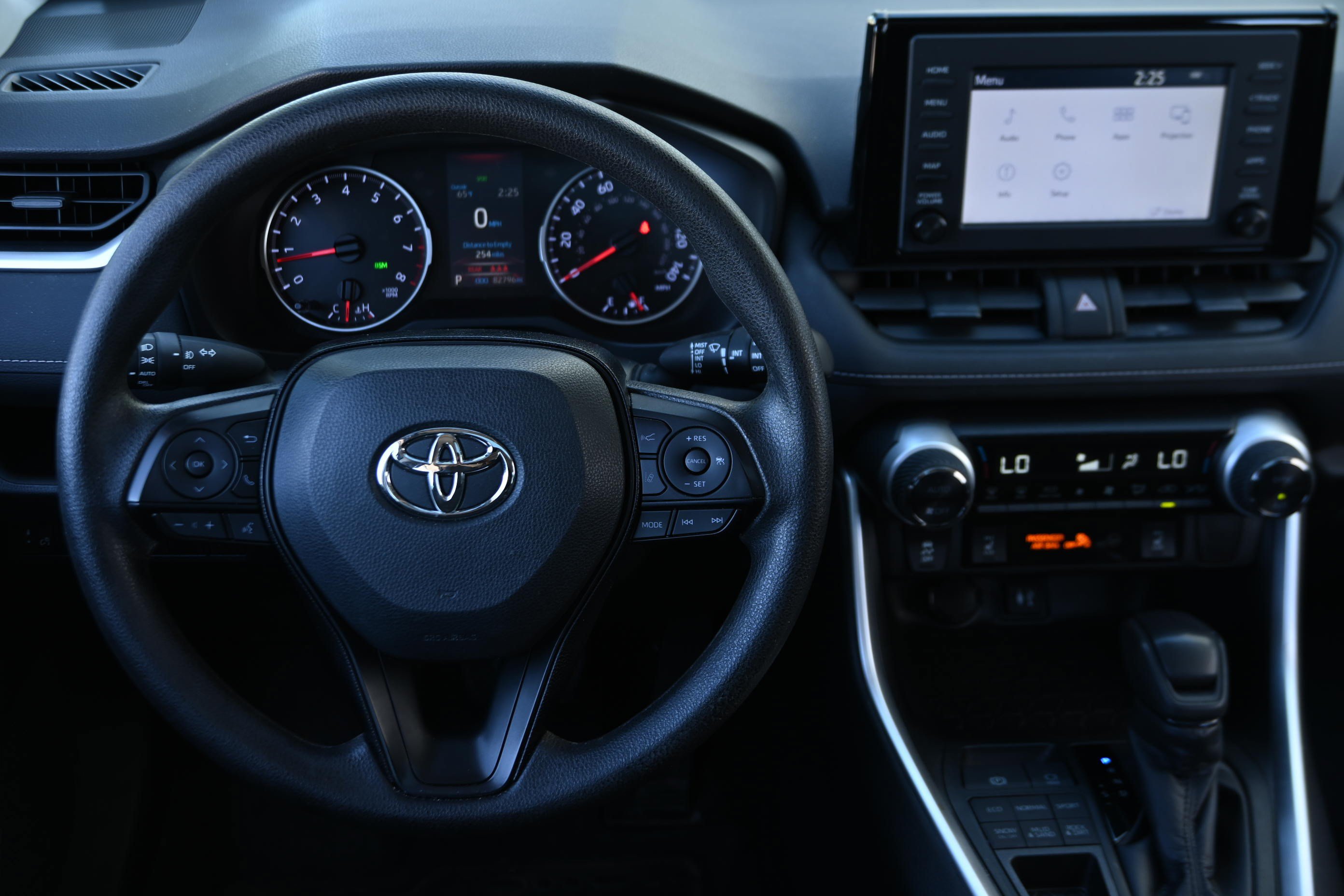 Used 2019 Toyota RAV4 XLE w/ Convenience Package AWD/4WD image 16