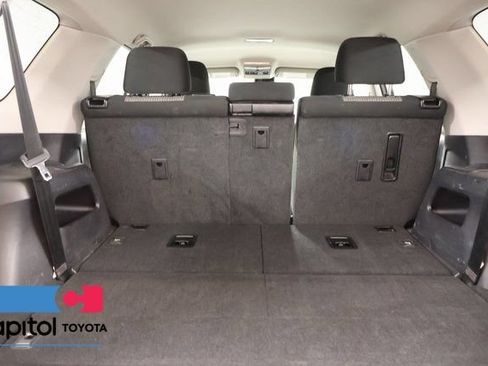 Used 2024 Toyota 4Runner SR5 AWD/4WD image 25