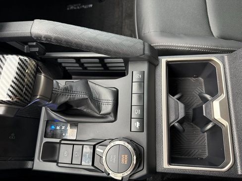 Used 2025 Toyota 4Runner 4WD image 21