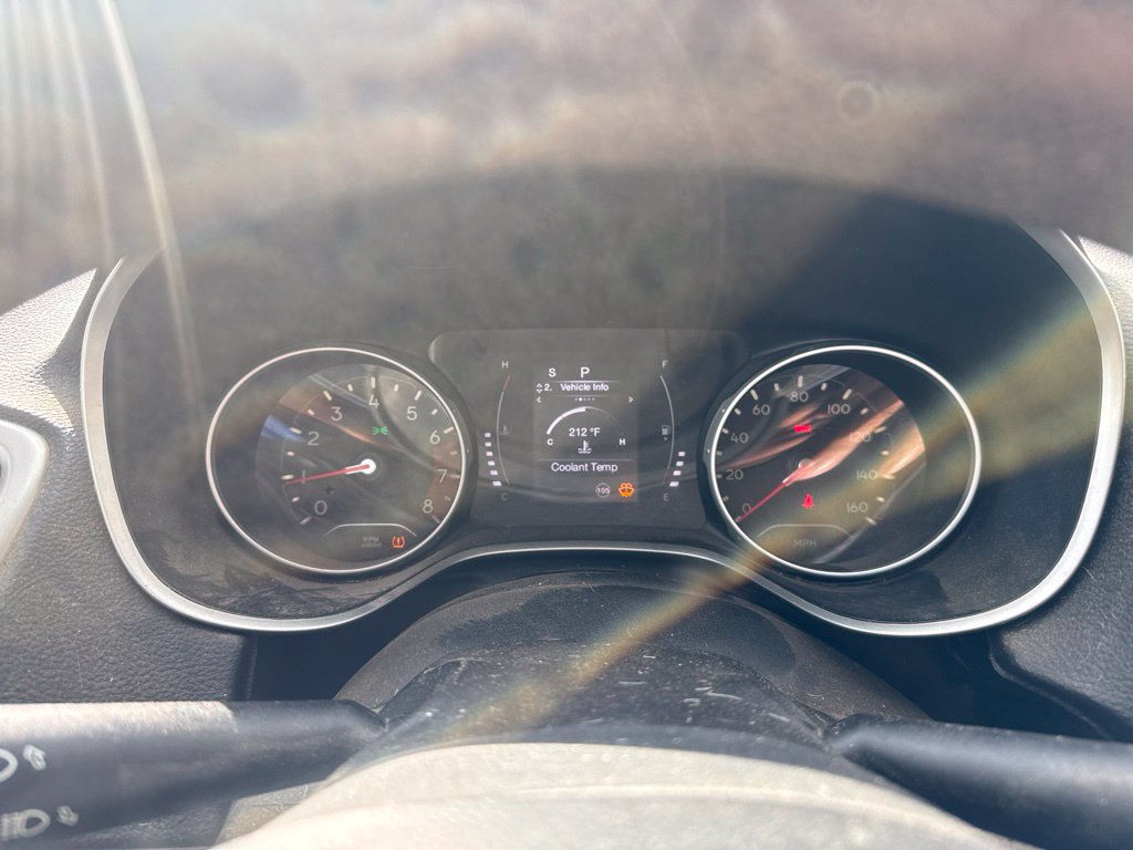 Used 2018 Jeep Compass Sport FWD image 17